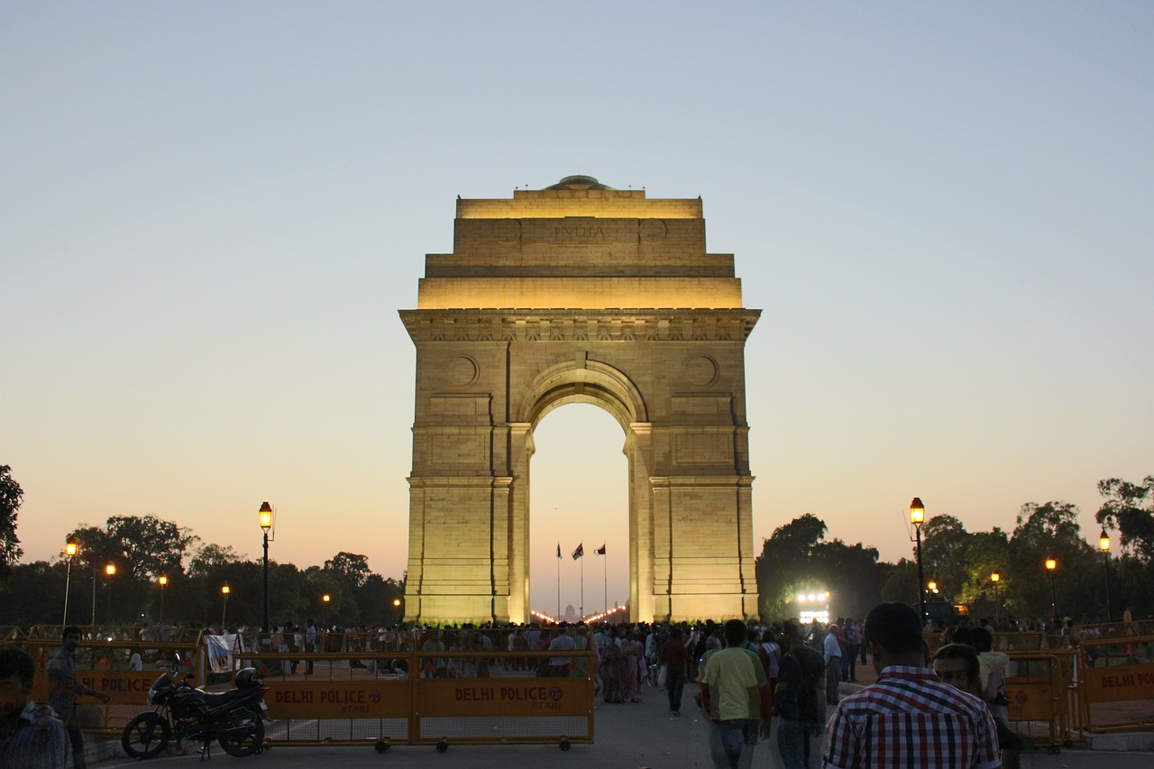 india, india gate, new delhi-712575.jpg